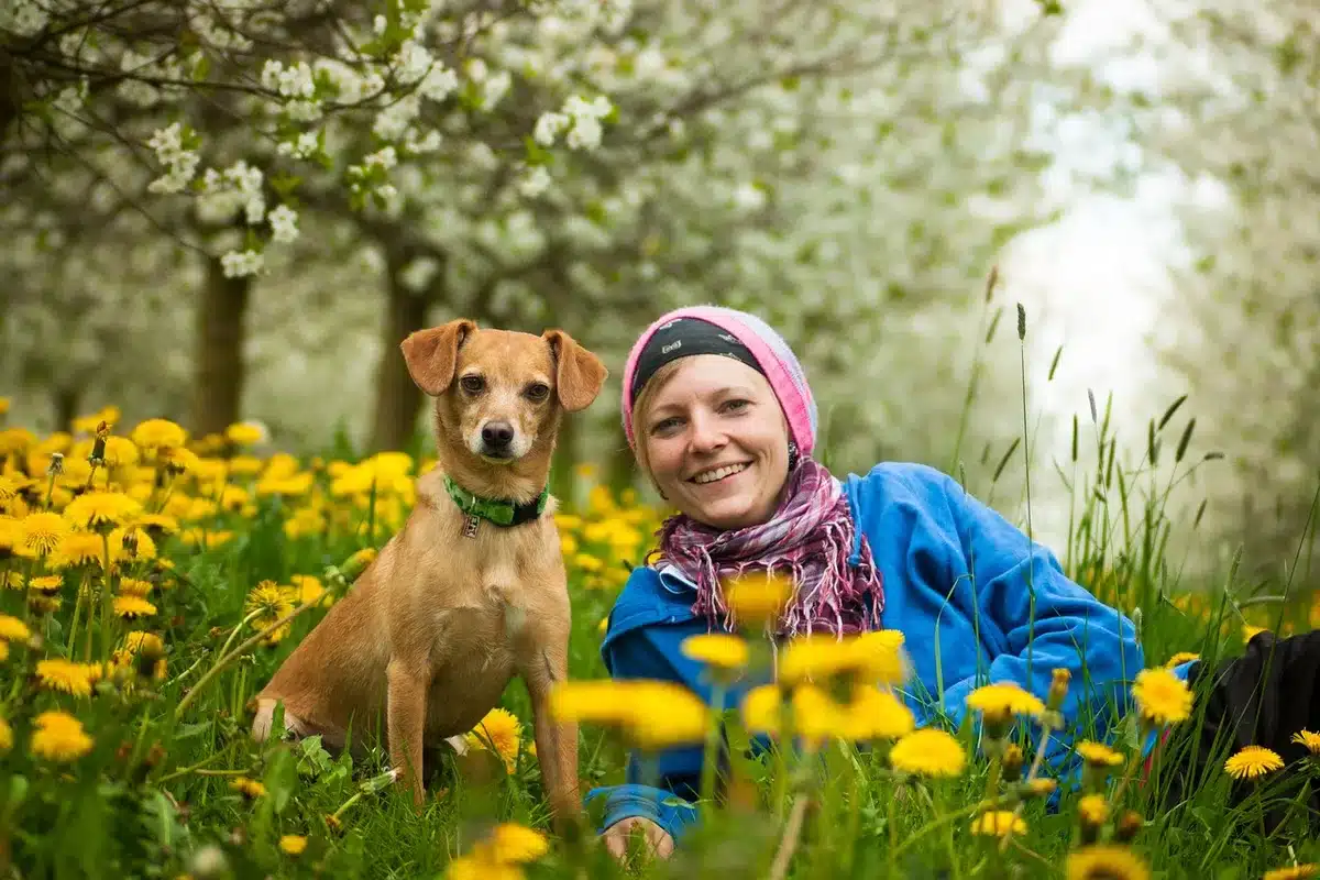 Mitarbeitende in einem Kommunikationstraining in einem Seminarraum