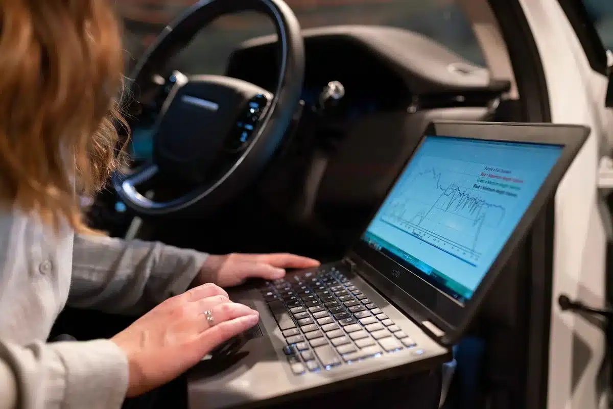 Benutzeroberfläche zum automatisierten Labeling mit Markierungen und Dashboards