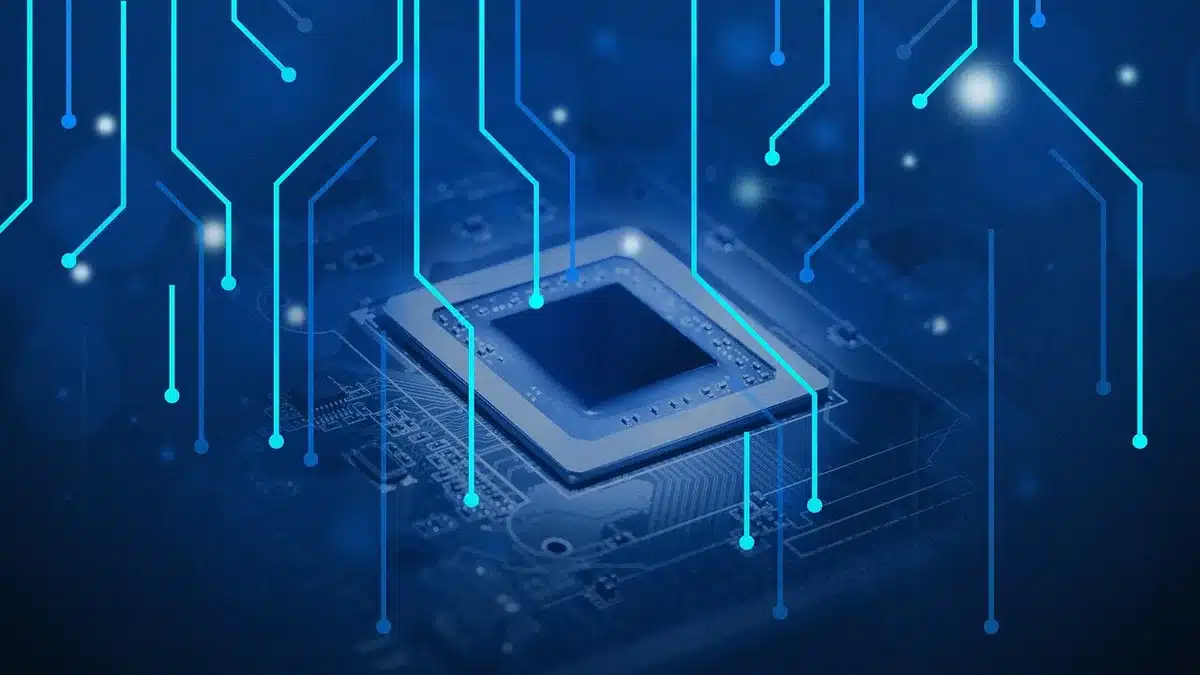 Nahaufnahme eines Multiprotokoll‑Chips auf einer Leiterplatte